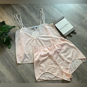 Vintage Gloria Vanderbilt Romantic Nylon Floral Trim Pajama Sleep Set Size S